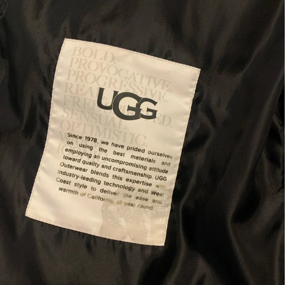 Silver UGG Izzie Puffer Jacket - Picture 7 of 15